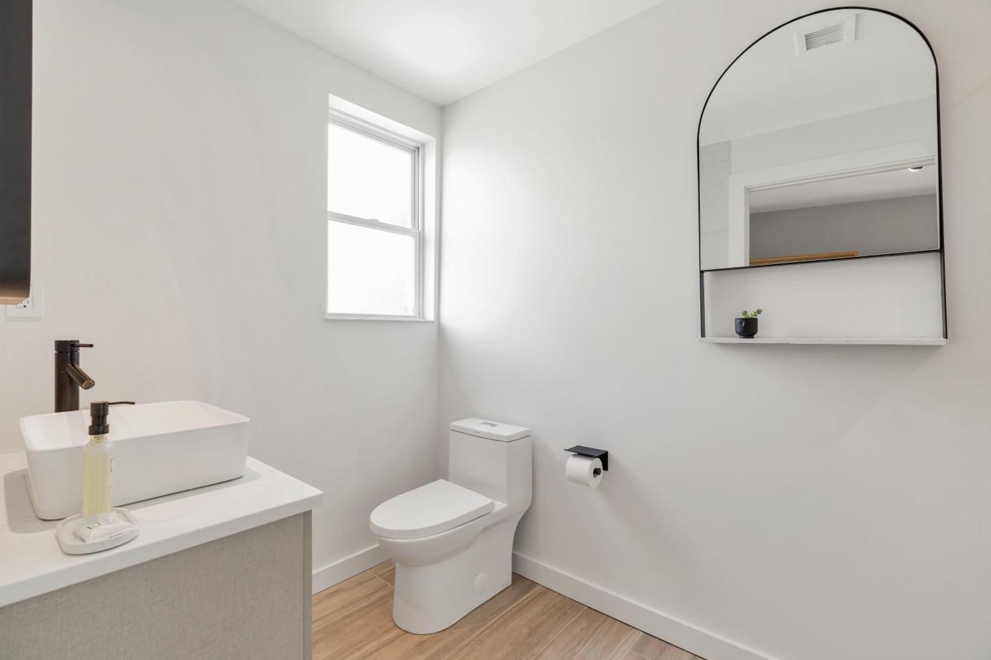 The St Laurent Guest Rooms Asbury Park Εξωτερικό φωτογραφία